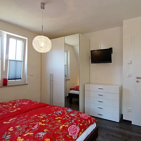 Сasa de vacaciones Ferienhaus Reethaus Romy *