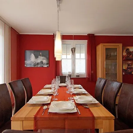 Сasa de vacaciones Ferienhaus Reethaus Romy Glowe