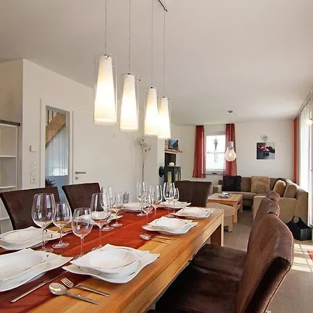 Ferienhaus Reethaus Romy Glowe